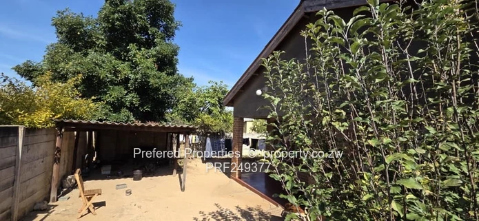 Walled & Gated 3-Bed Home in Marondera - Main En-suite