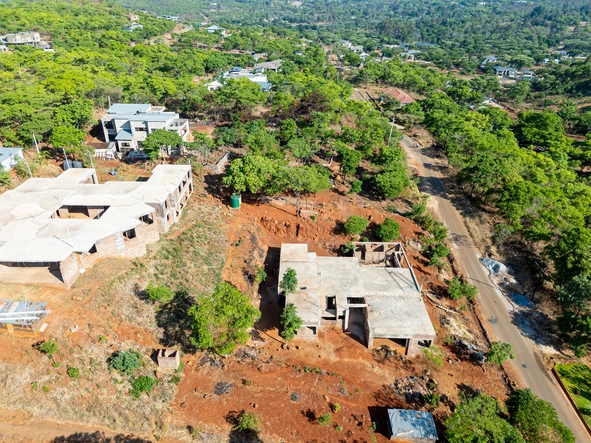 6 Bedroom House