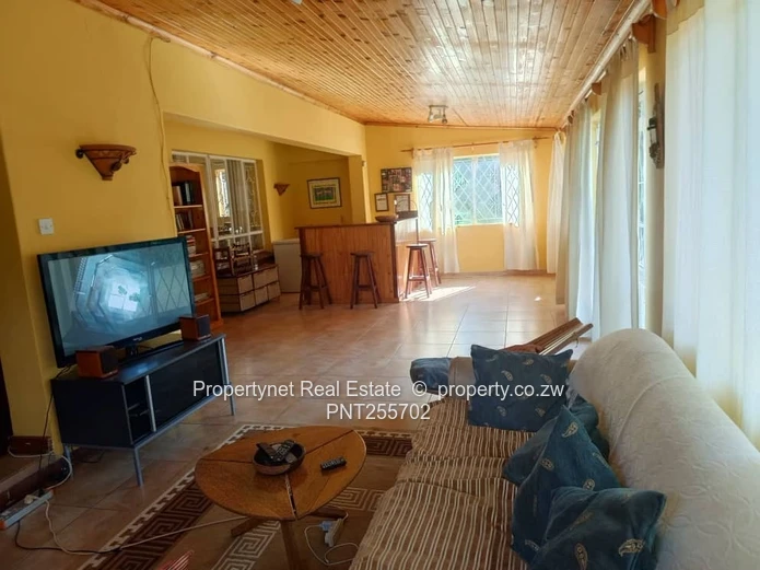 Solid neat family home!!!