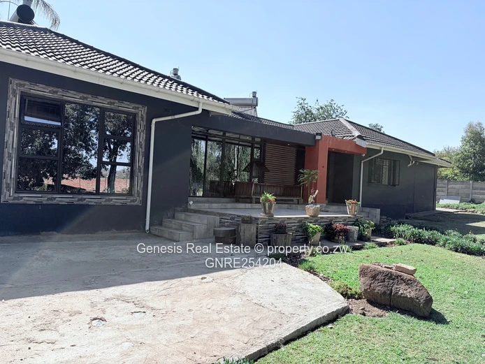 Lovely property with main road frontage 