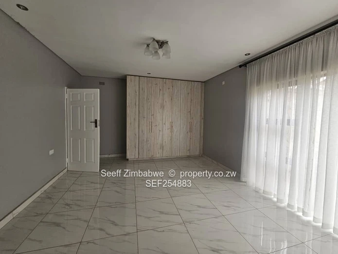 Elegant 3-Bedroom All-Ensuite Residence | Glen Lorne