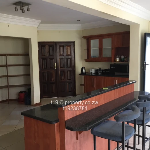 An Elegant 5 bedroom House