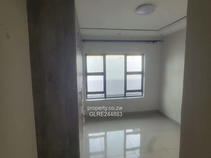 Freshly Renovated 3-Bed with Borehole in Madokero