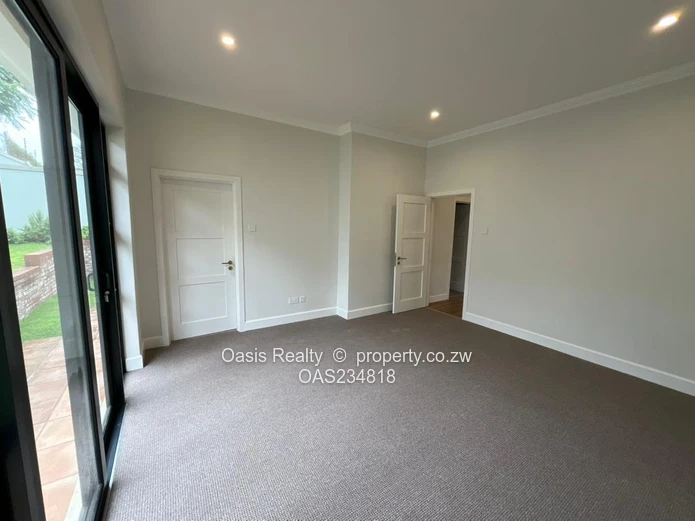 Modern Executive Townhouse - Luxury Living Redefined