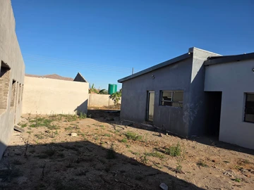 7 Unit Townhouse Complex