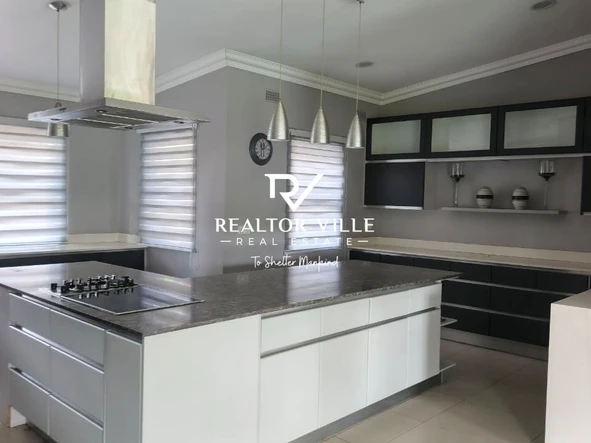 3 Bedroom Townhouse Complex