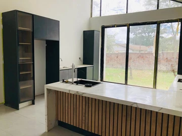 4 Bedroom Garden Flat