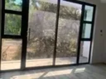 8 Unit Townhouse Complex