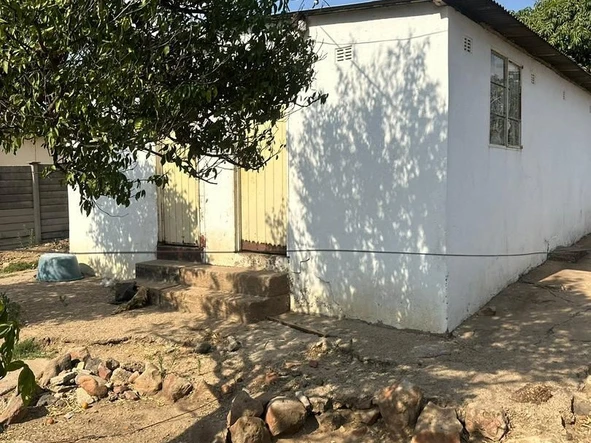 2 Bedroom House