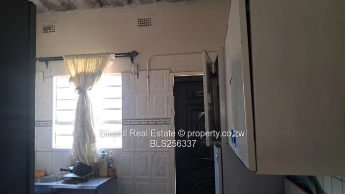 4bedroom house for rent