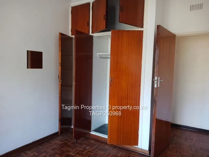Modern 2-Bed fla for Rent in Sentosa Heights Complex (Roy road)