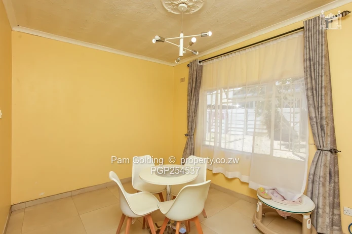 3 Bedroom Villa on Coronation Avenue