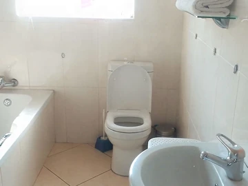 2 Bedroom Garden Flat