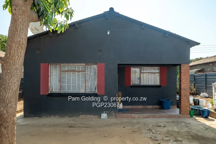 House for sale in Budiriro  (Sole Mandate)