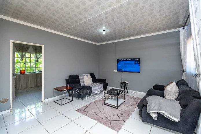 House with seperate cottage - Ideal for Rental Income