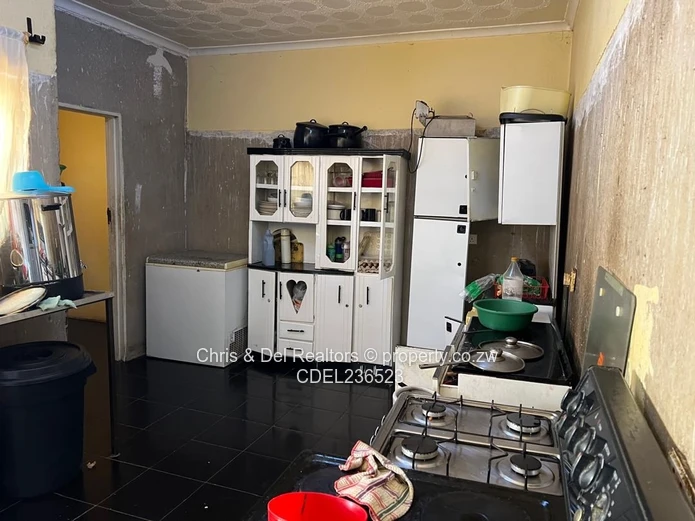 Zengeza 4 - Chitungwiza house for sale