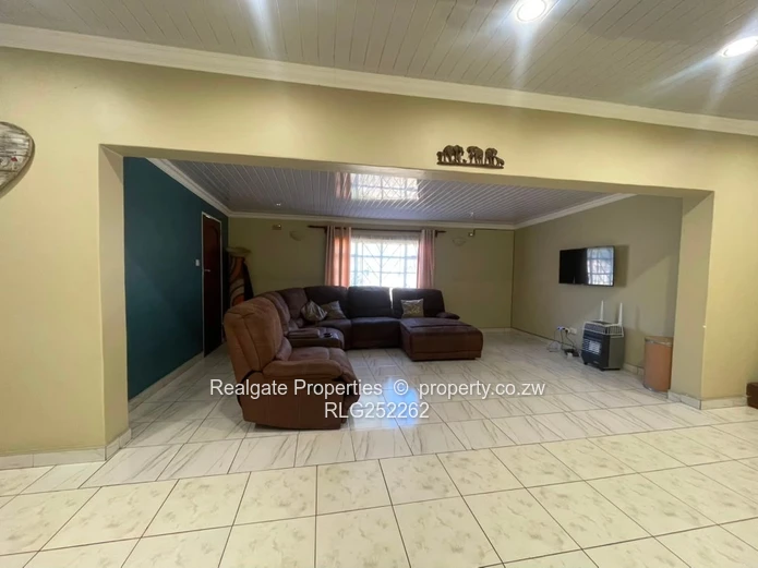  Prime 5-Acre Plot For Sale | Douglasdale