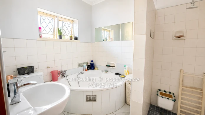 For sale in Ilanda 