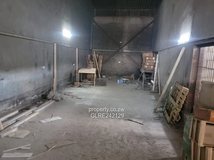 Warehouse To Let Bluffhill, Industrial Park 