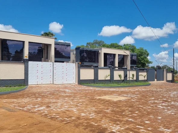 3-Bedroom Luxury Flat with Borehole in Emerald Hill, Harare for Rent