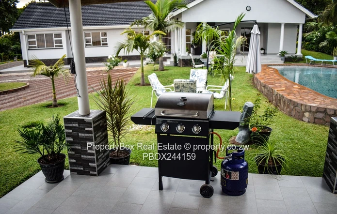 Fully furnished place available for short and long bookings for rent! US$60/night