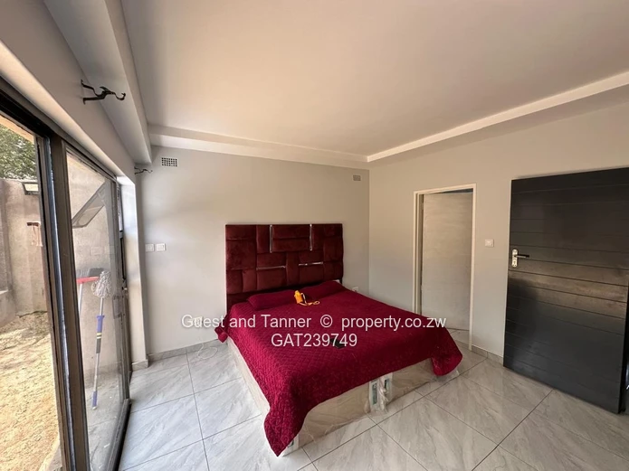 Spacious 3-Bedroom Cluster House in a 12-Unit Complex in Greendale