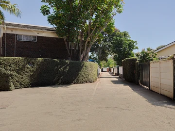 2 Bedroom Garden Flat
