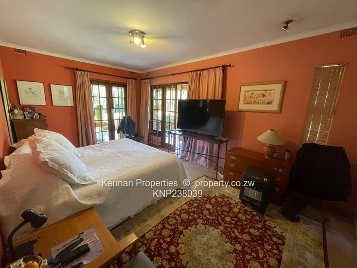 Beautifully Furnished Home In Newlands - Well Worth A Visit