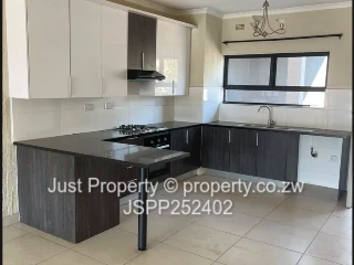 Luxury 2 Bed Apartment : Marlborough For Rent