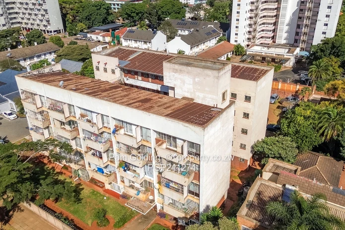  Neat one bed flat for sale!
