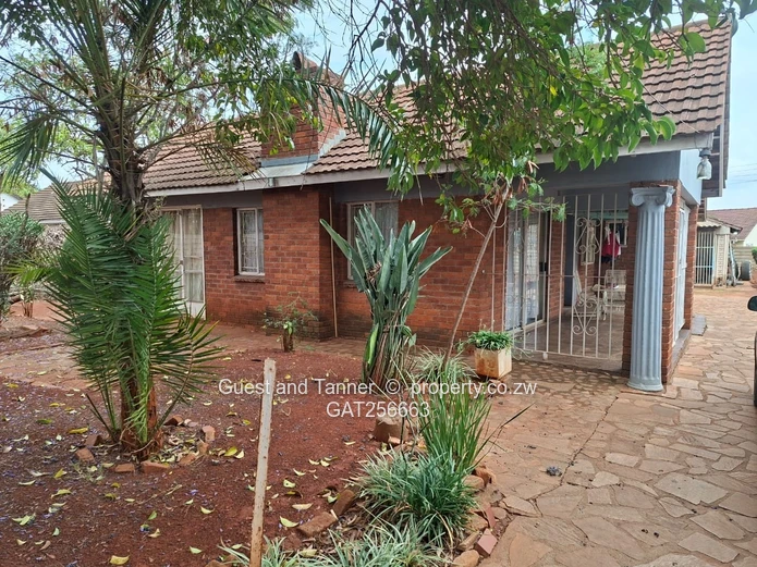 4 Bedroomed house For Sale In Cranborne