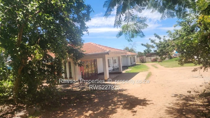 Msasa Commercial Property 