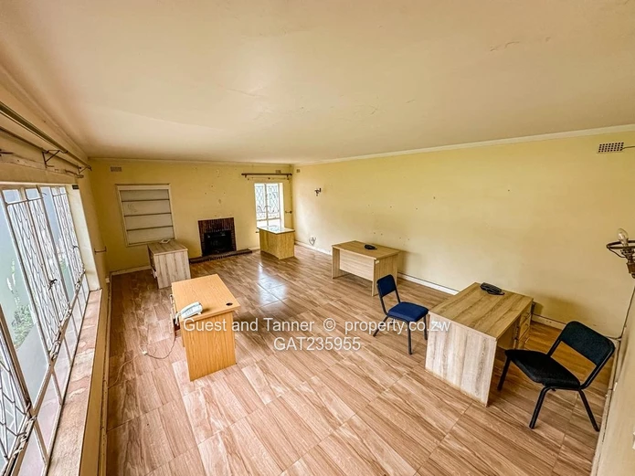 Commercial Property For Rent In Highlands  (Sole Mandate)