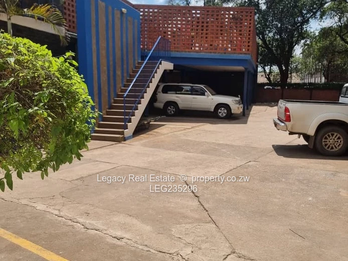 Northworld Flat To Let