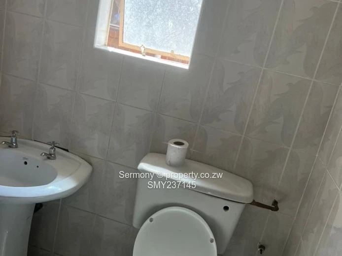 2 bedroomed flat for sale - Willowvale Flats