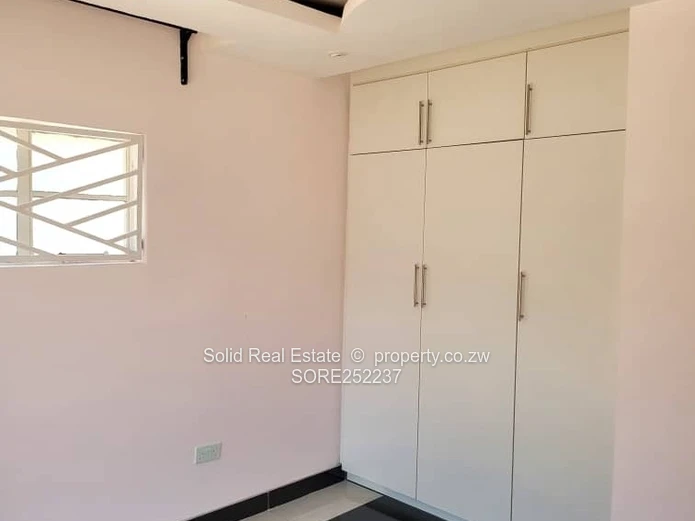 Modern Living in Pamvura Clusters, Bluff Hill: 3 Bedroomed Home + Cottage
