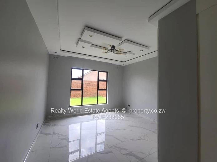 For Sale: Elegant 5-Bedroom Home with Cottage & Pool – Mt Pleasant Heights