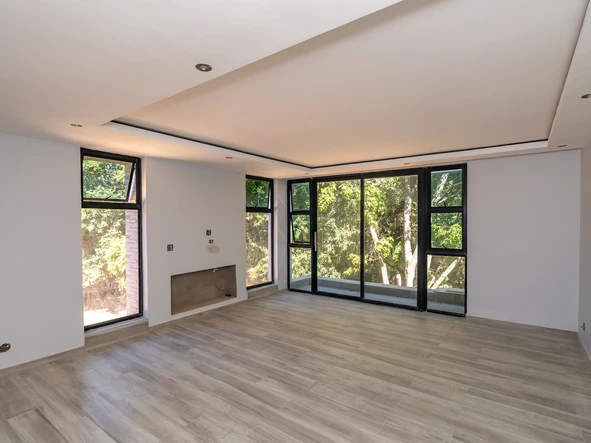 8 Unit Townhouse Complex