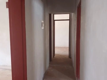 3 Bedroom Flat & Apartment