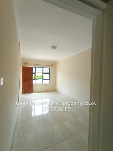 Beautiful & Modern 2-Bedroom Home to Let – Bluffhill