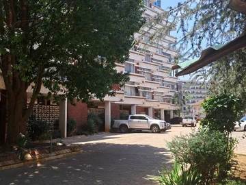 2 Bedroom Flat & Apartment