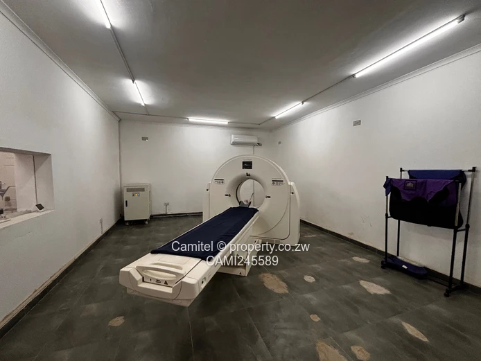 320m2 Office in Avenues, Harare CBD — Borehole