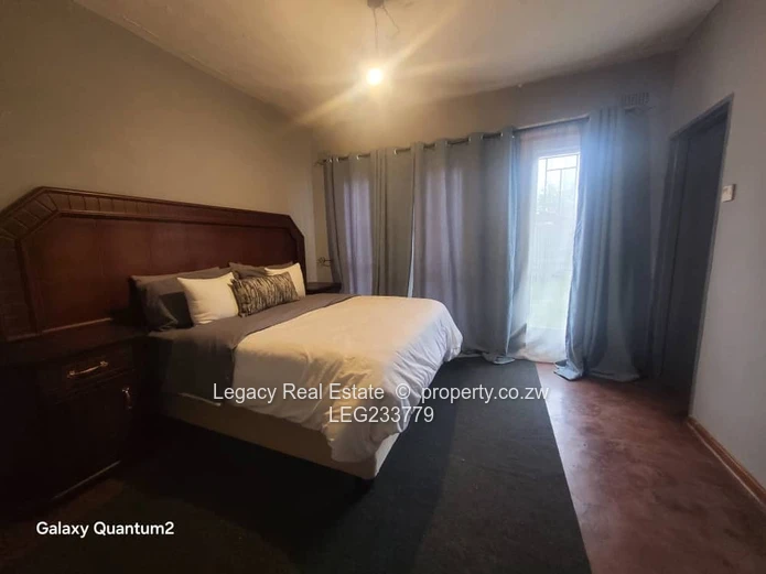 Waterfalls Prospect – 3-Bedroom Flat for Sale