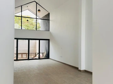 3 Bedroom Garden Flat