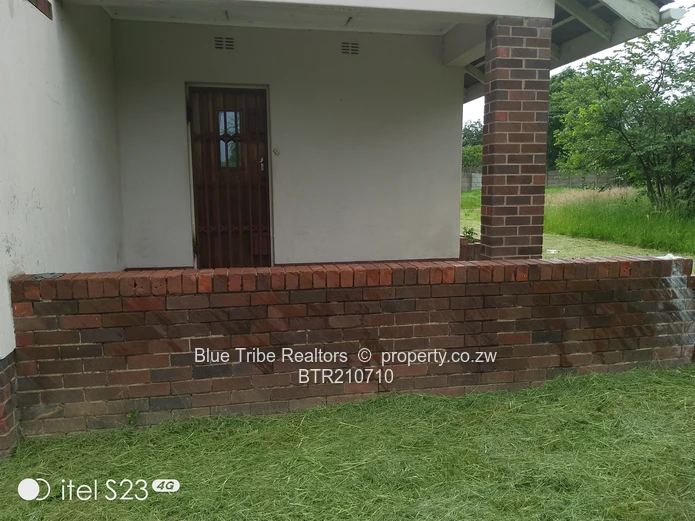 House for rent in Waterfalls 