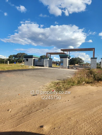 Spacious Erasmus Park Residential Stand (Sole Mandate)