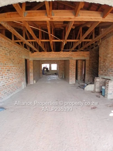 Premium Investment Canvas: Spacious 5-Bedroom Shell on 600sqm in Coveted Zimre Park