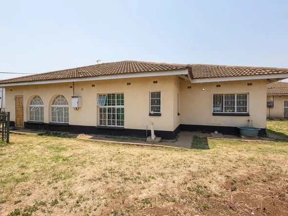 19 Unit Townhouse Complex