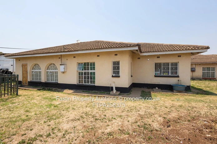 Cluster House For Online Auction - Starts 9 Nov 26 (Sole Mandate)