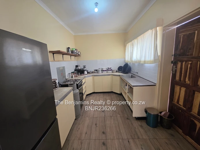 Furnished Flat In The Avenues